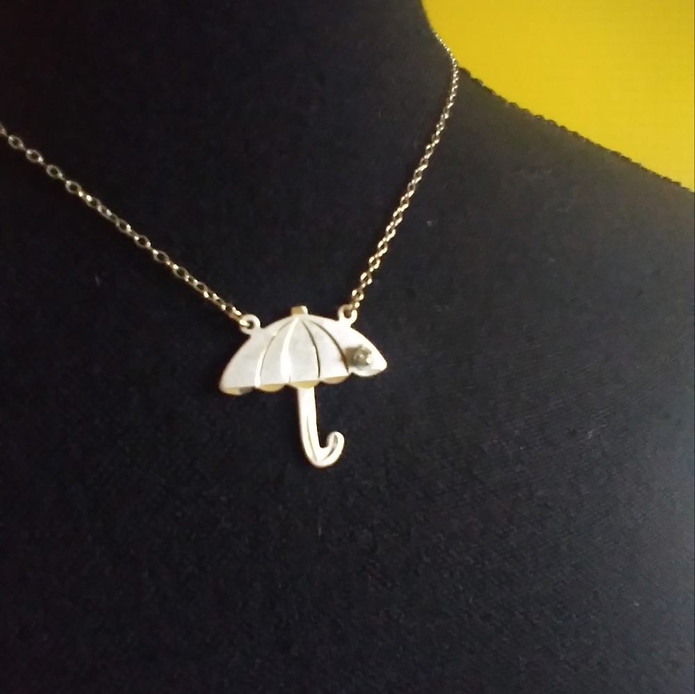 CUTE STERLING Umbrella Pendant ♥ ♥  with diamond chip 🔹 Early 70s - Picture 2 of 10